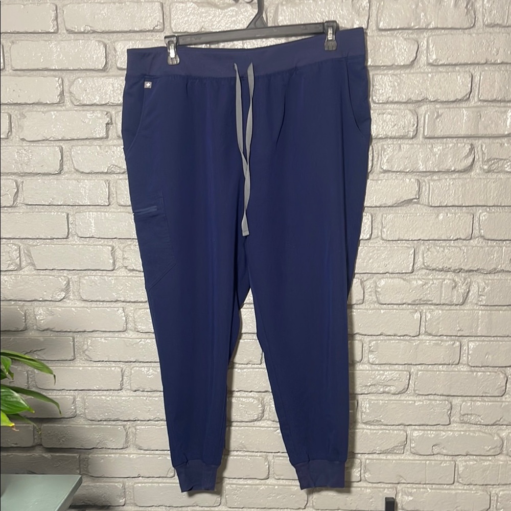 Figs Blue Jogger Scrubs with Elastic Cuffs